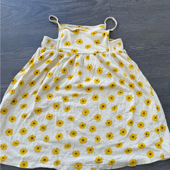Zara Yellow Floral Kids Dress - Picture 2 of 3